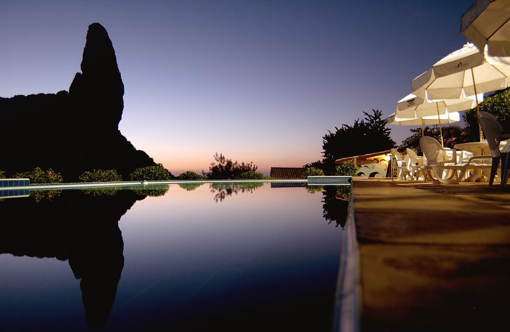 Pousada Ze Maria Fernando de Noronha Exteriör bild